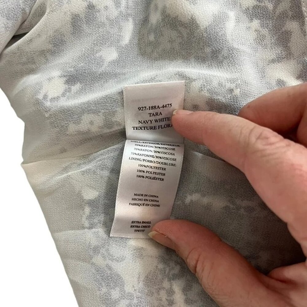 Closet Closing Sale! Rails dress women's XS blue white floral Tara short sleeve - Picture 5 of 9